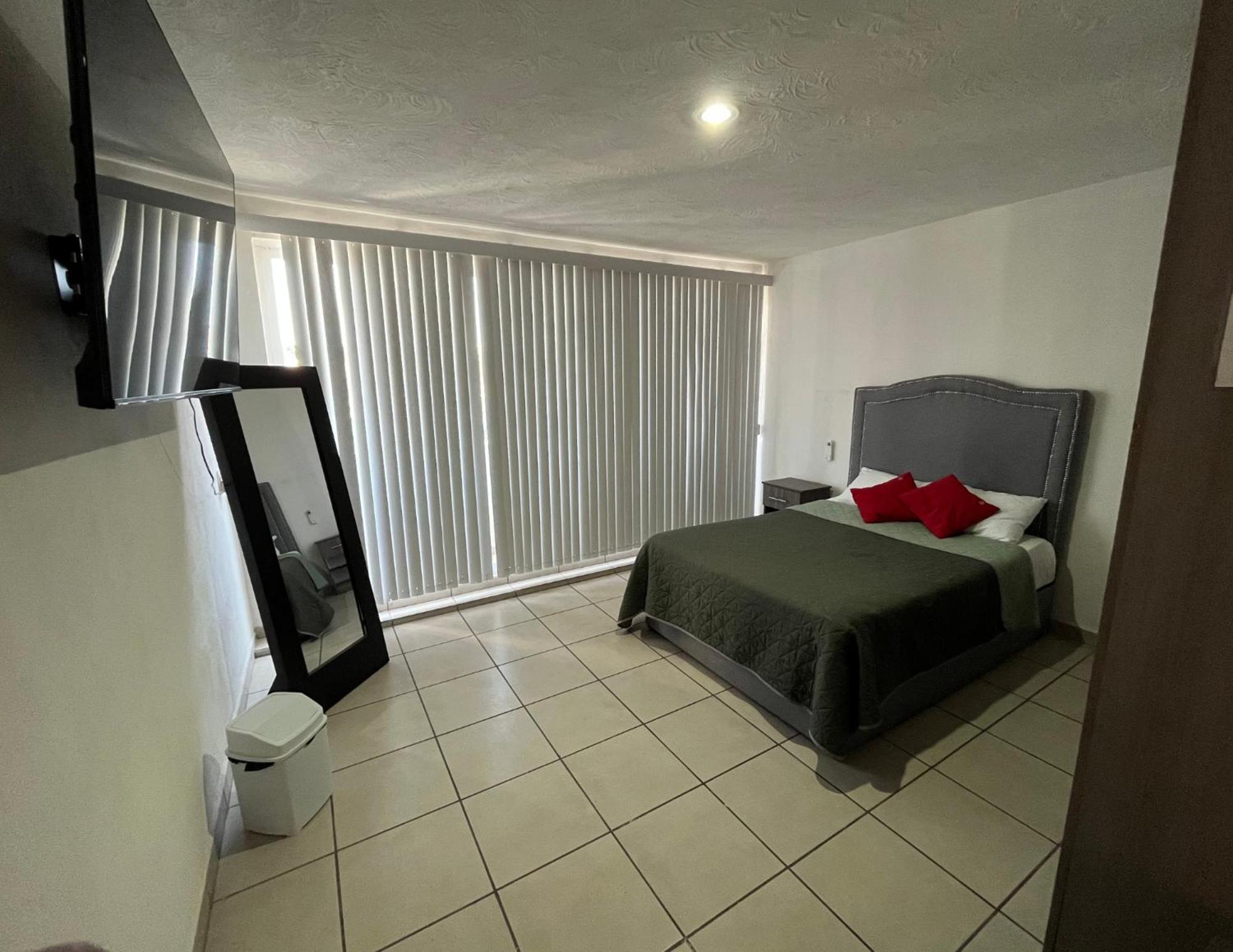 1 Venator House Boutique Aparthotel Λεόν Εξωτερικό φωτογραφία